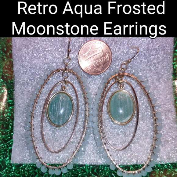 Aqua "Retro" Green Dangle earrings - Picture 2 of 9